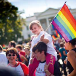 Cartilha da ONU orienta governos e sociedade civil sobre direitos de comunidade LGBT