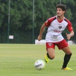 Alexandre Pato durante treino no CT da Barra Funda
